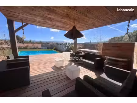 maison 6 pièces 150 m²