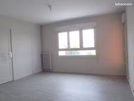appartement 4 pièces 77 m²
