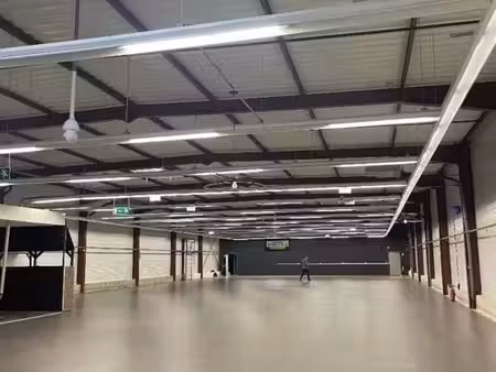 local commercial 1 110 m²