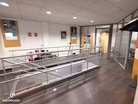 murs commerciaux 117 m² hyères