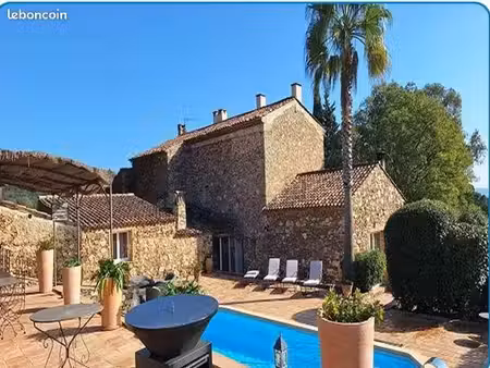 local 500 m² sainte-maxime