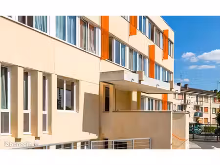 studio 1 pièce 18 m²