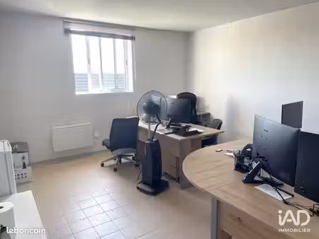bureaux 20 m² villabé