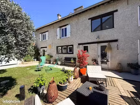 maison 4 pièces 94 m²