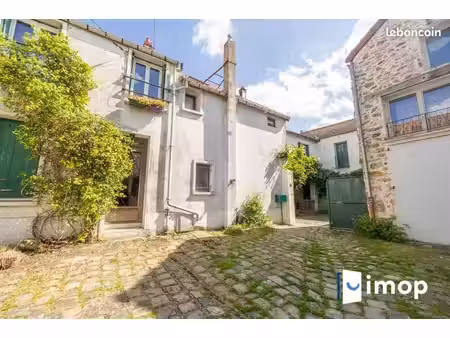 maison 7 pièces 180 m²