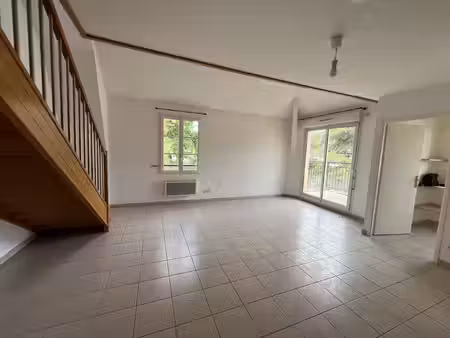 appartement en duplex 3 chambres balcon 2 parkings en sous-s