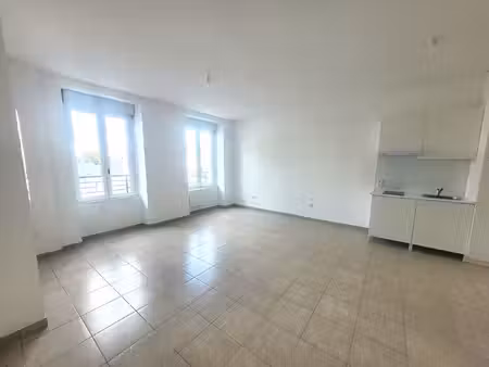 studio en location à la ferte sous jouarre