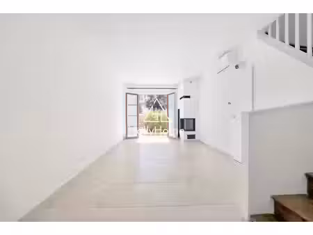 maison avec exterieurs et studio indépendant- proche parc bordelais