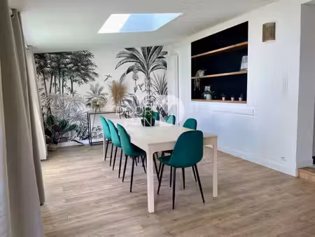 maison 44840