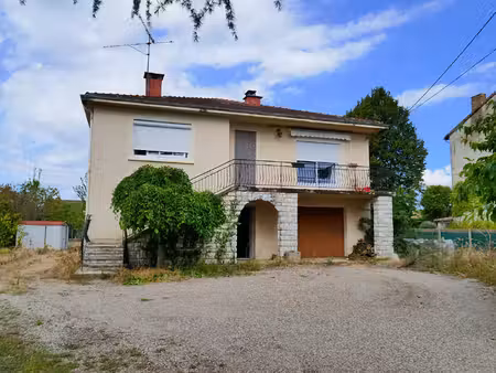 rabastens proche centre - maison 8 pièces  100 m²  r+1  avec garage et jardin