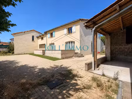 roussillon maison de 160 m2 avec dépendance de 90 m2 sur 8