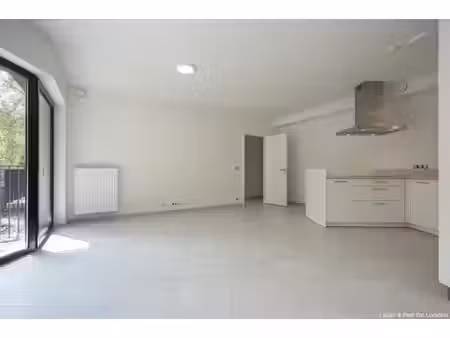 appartement à louer à rue du bambou 22 uccle (vbe62363)