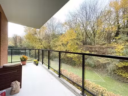 appartement à louer avec terrasse et 3 chambres   woluwe-saint-lambert (vbe62362)