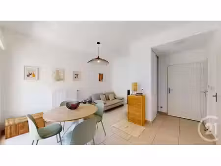 appartement t2 à louer - 2 pièces - 42 12 m2 - champagne au mont d or - 69 - rhone-alpes
