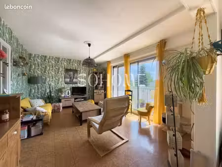 appartement 4 pièces 90 m²