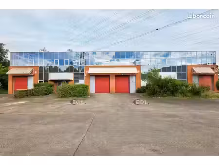local bureaux 410 m²