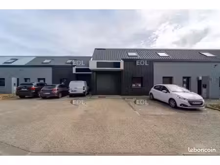 local d'activité 219 m²