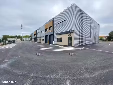 local d'activité 292 m²