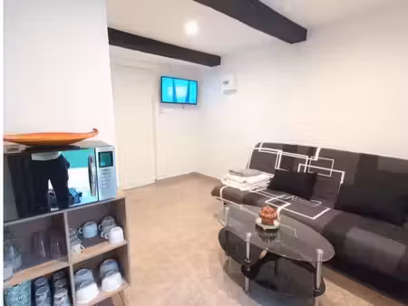 studio meublé avec terrasse