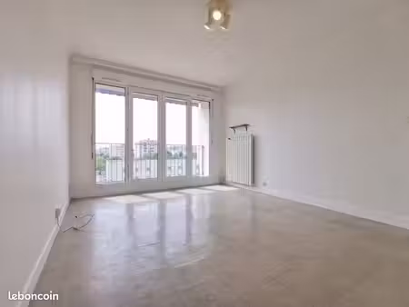 appartement 2 pièces 51 m²