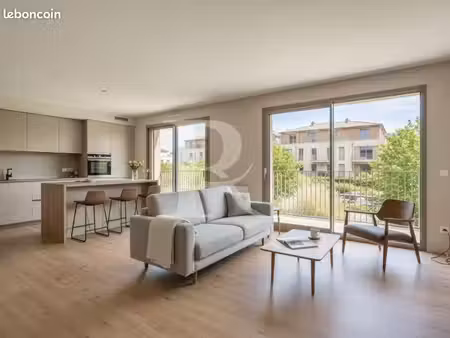 appartement 4 pièces 80 m²