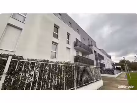 charmant t2 récent (2018) de 39 m² avec grande terrasse & parking – villepinte (93420)