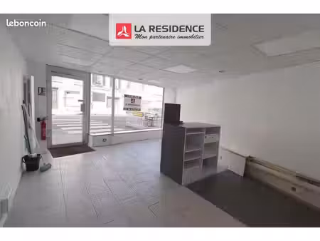 commerce 53 m²