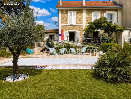 maison 8 pièces 150 m²