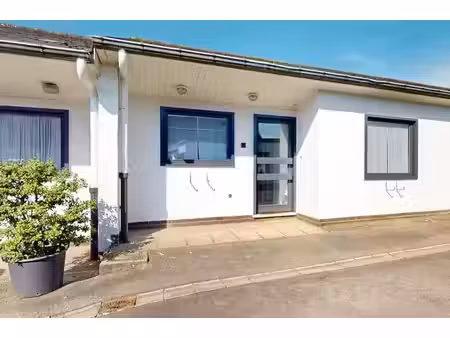 jolie maison mitoyenne 2 chambres
