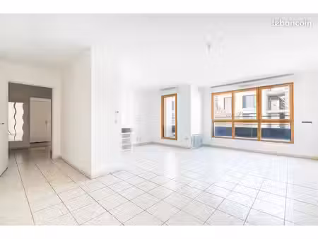 appartement 4 piéces à vendre