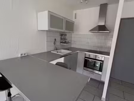 jolie studio à l’année