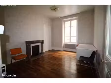 3 pieces meuble centre ville rue humbert ii calme et ensoleillé
