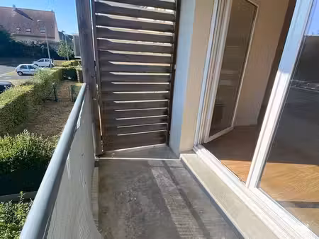 appartement t2 47 52 m² – ifs – dpe c – balcon – parking – 670 hc