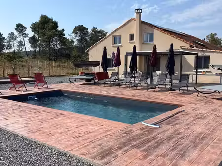 maison individuelle avec piscine