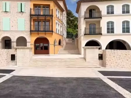 appartement 5 pièces 122 m²