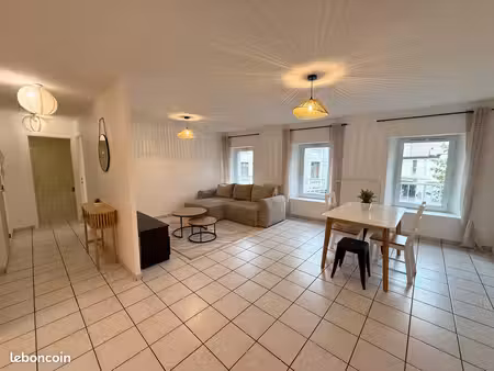 t2 58 m² entièrement rénové – hyper centre thonon-les-bains