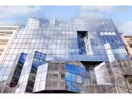 bureaux 235 m²