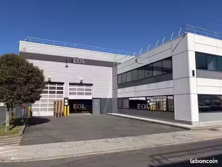 local industriel 1 200 m²