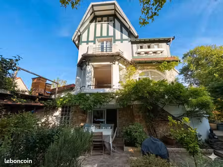 maison 6 pièces 149 m²