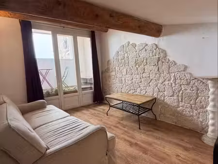 location-maison de village