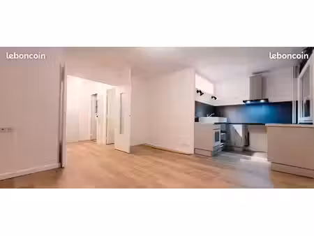 t1 bis lumineux avec balcon