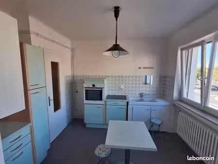 f3 de 77m² lumineux - 2 grandes chambres