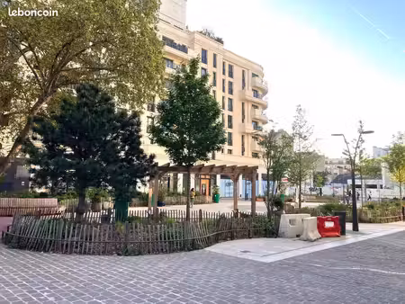 saint ouen centre . 3 p. terrasse parking