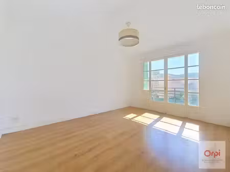appartement 3 pièces 56 m²