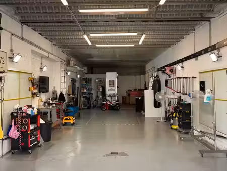 local commercial