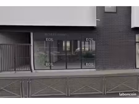 local commercial 213 m²