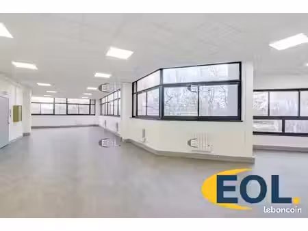 local bureaux 1 319 m²