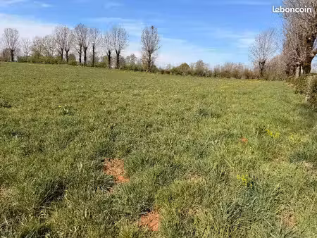 terrain 815 m² therondels