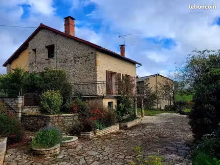 maison 8 pièces 130 m²