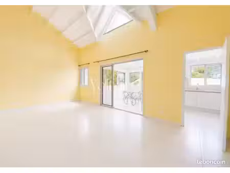 maison mitoyenne - 4 pièces - 101 35 m2